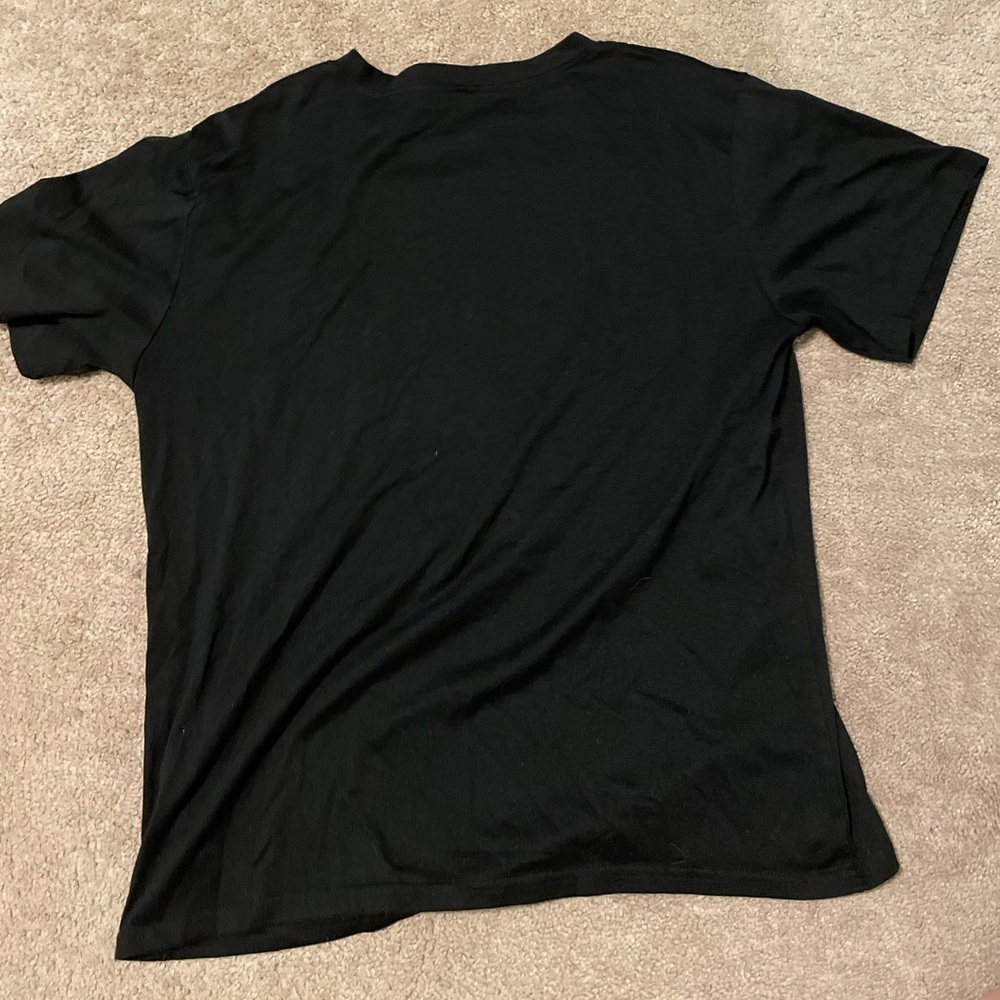 Graphic tee - Picture 2 of 2